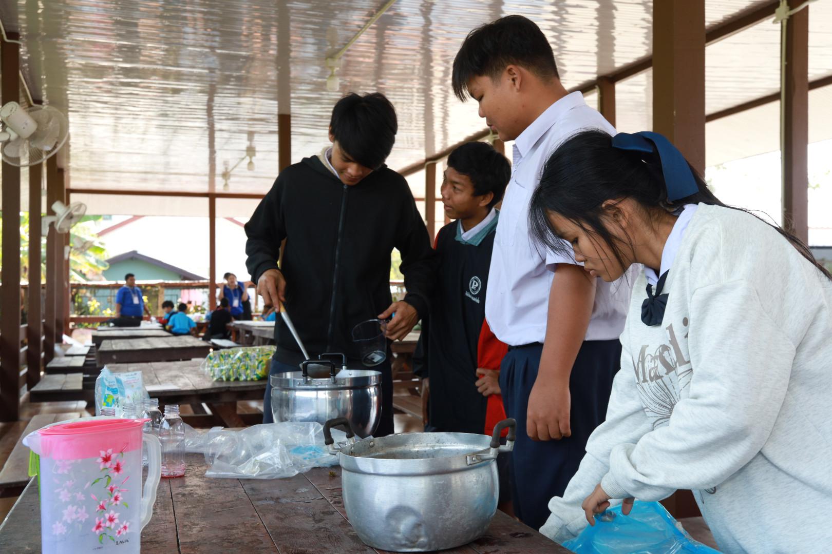 172. วันที่ 27 มกราคม 2569 โปรแกรมวิชาวิทยาศาสตร์ทั่วไป ได้จัดค่ายสเต็มศึกษาให้กับนักเรียนชั้นประถมศึกษาปีที่1-6 ณ โรงเรียนอนุบาลคลองขลุง จ.กำแพงเพชร